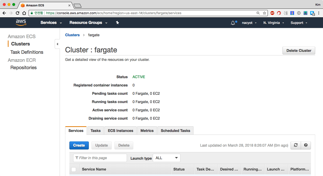fargate 클러스터에서 서비스 탭을 선택합니다